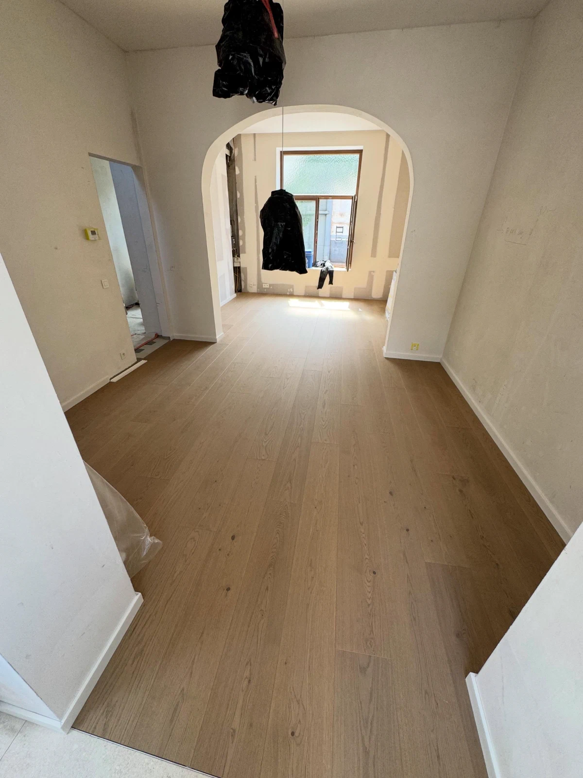 Na: Laminaat - Brugge - Woonkamer